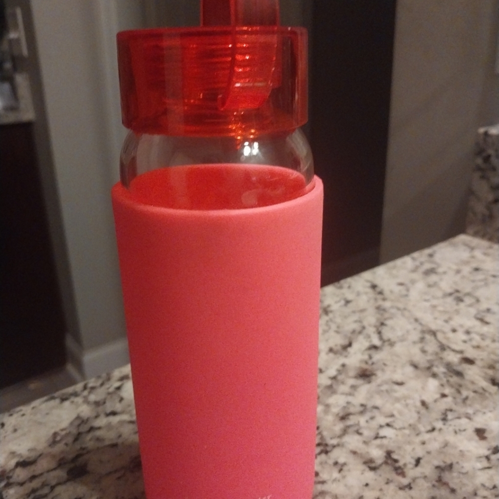 Kate Spade 16 Oz Glass And Silicon Water Bottle, NWOT